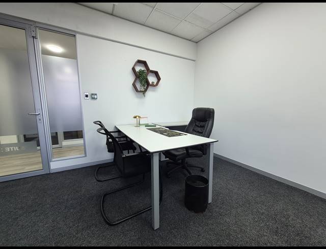 52M² OFFICE TO LET IN SANDTON CENTRAL